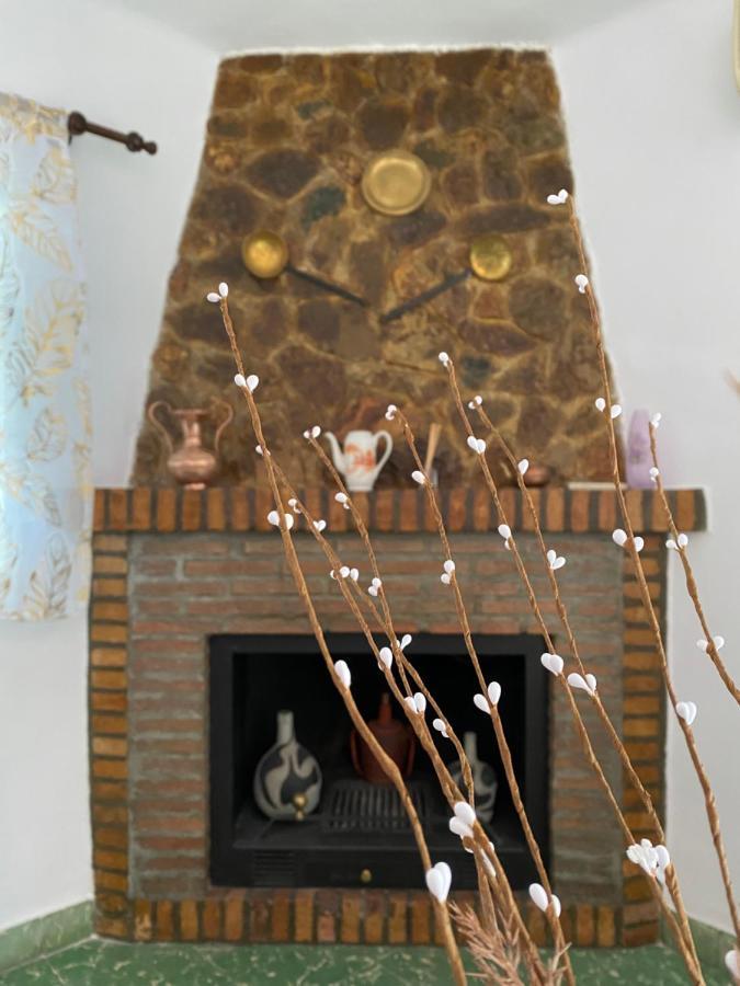 Casita Rural La Rosa De La Huerta Con Chimenea Interior Apartment Monachil Exterior photo